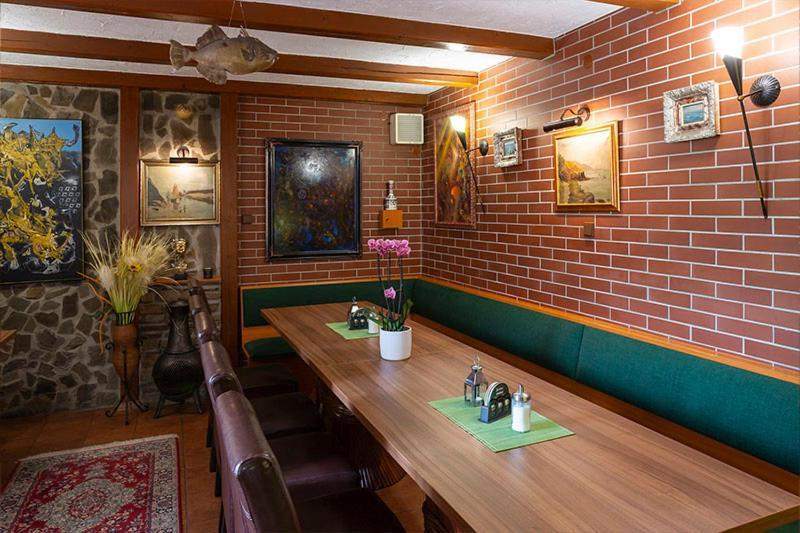 Hotel El Greco Rožnov pod Radhoštěm Kültér fotó