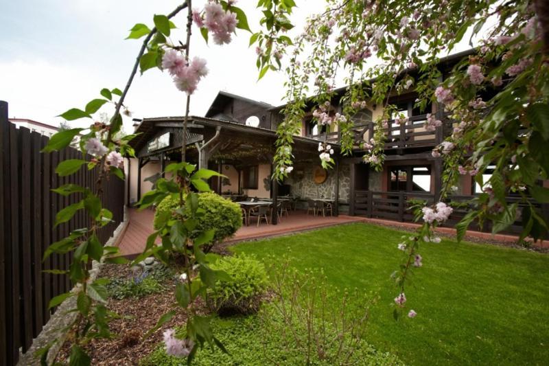 Hotel El Greco Rožnov pod Radhoštěm Kültér fotó